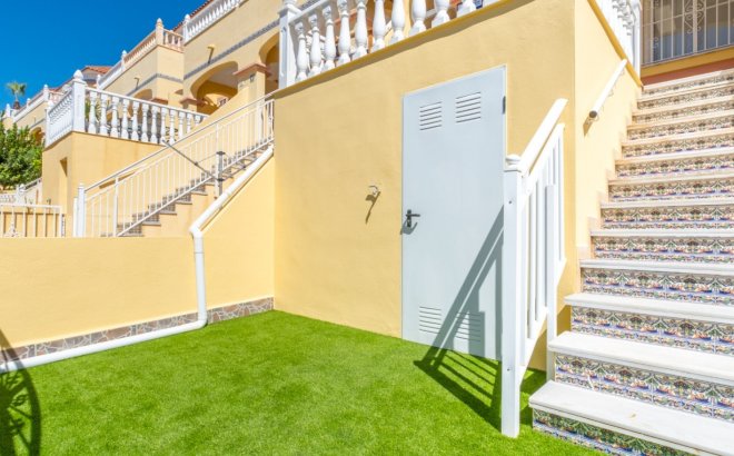 Revente - Town House -
Orihuela Costa - Costa Blanca