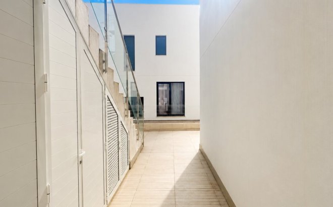 Revente - Appartement -
Orihuela Costa - Costa Blanca