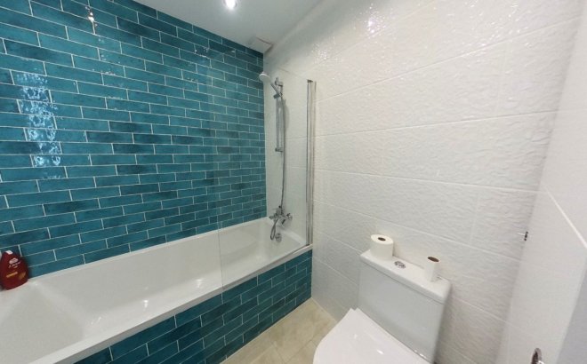 Revente - Town House -
Villamartin - Costa Blanca