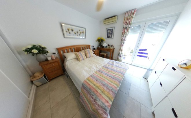 Revente - Town House -
Villamartin - Costa Blanca