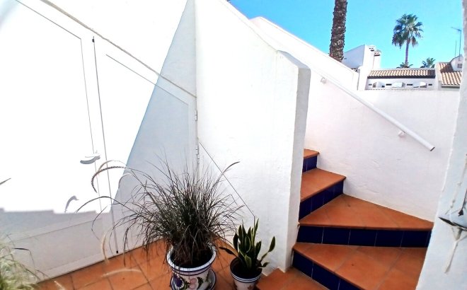 Revente - Town House -
Villamartin - Costa Blanca