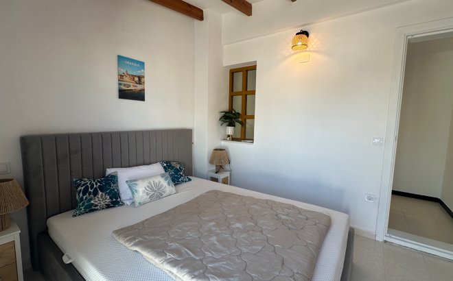 Revente - Town House -
La Mata - Costa Blanca