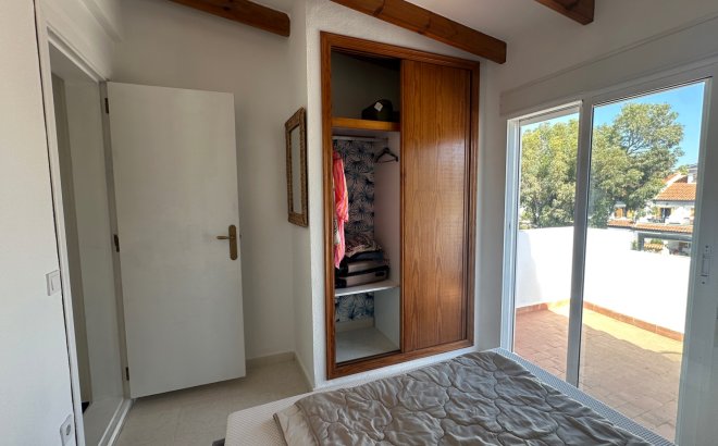 Revente - Town House -
La Mata - Costa Blanca