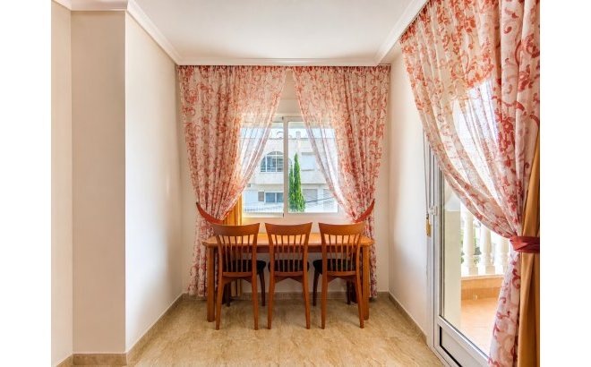 Revente - Appartement -
Torrevieja - Costa Blanca