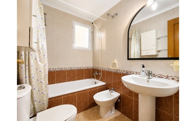 Revente - Appartement -
Torrevieja - Costa Blanca