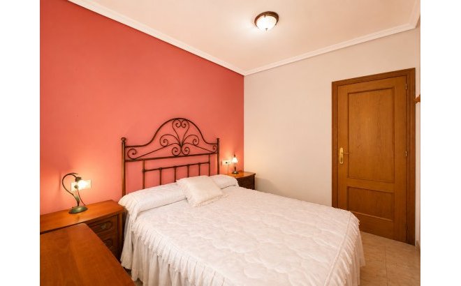 Revente - Appartement -
Torrevieja - Costa Blanca