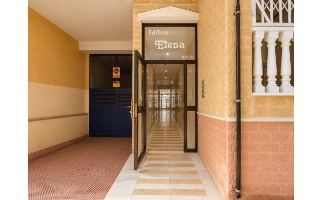 Revente - Appartement -
Torrevieja - Costa Blanca