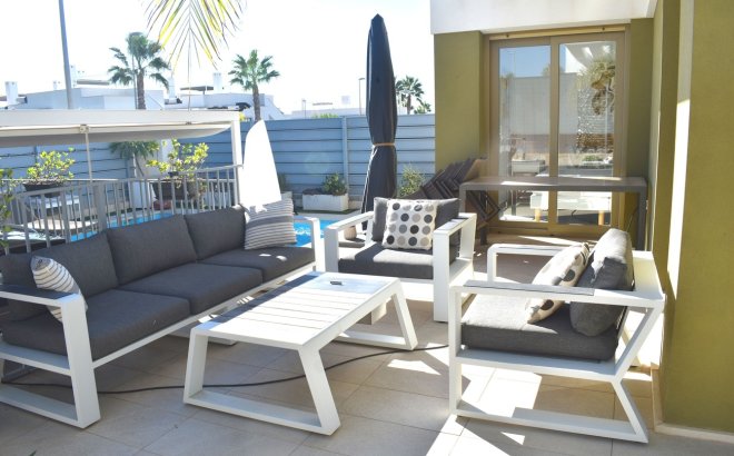 Resale - Villa -
Vistabella Golf Entre Naranjos - Inland