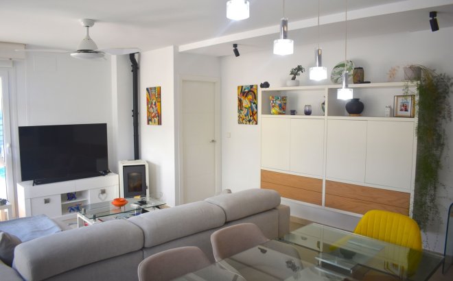 Resale - Villa -
Vistabella Golf Entre Naranjos - Inland