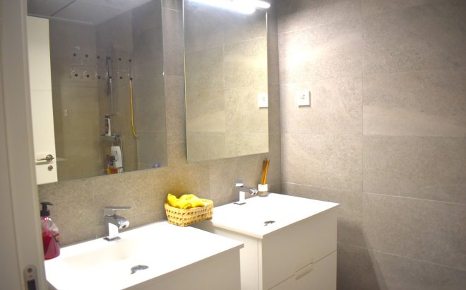 Resale - Villa -
Vistabella Golf Entre Naranjos - Inland