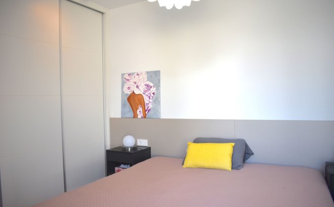 Resale - Villa -
Vistabella Golf Entre Naranjos - Inland