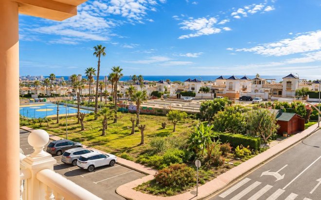 Resale - Apartment -
Torrevieja - Costa Blanca