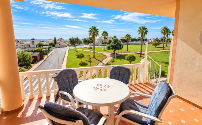 Resale - Apartment -
Torrevieja - Costa Blanca