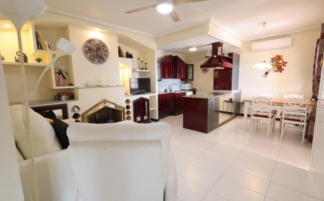 Resale - Apartment -
Torrevieja - Costa Blanca