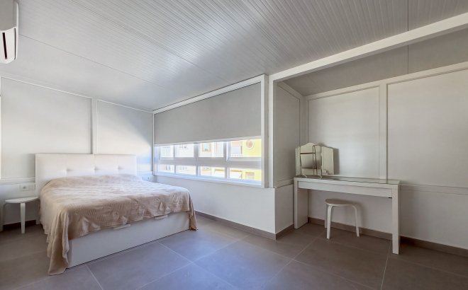 Revente - Town House -
Orihuela Costa - Costa Blanca