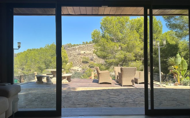 Resale - Finca -
San Miguel de Salinas - Inland