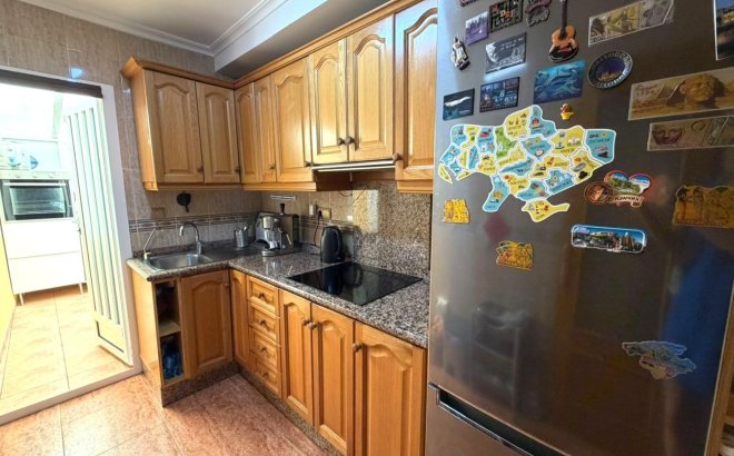 Resale - Bungalow -
Torrevieja - La Mata