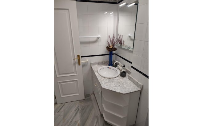 Revente - Appartement -
Torrevieja - Los Frutales