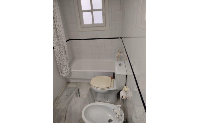 Revente - Appartement -
Torrevieja - Los Frutales