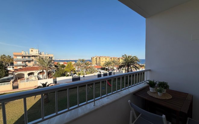 Resale - Apartment -
Torrevieja - Punta Prima