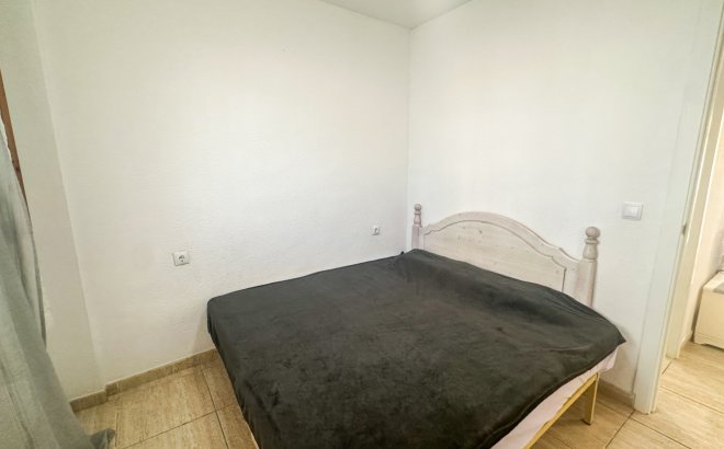 Revente - Appartement -
La Zenia - Costa Blanca