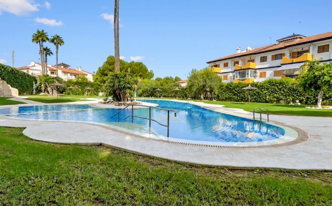 Resale - Apartment -
Mil Palmeras - Costa Blanca