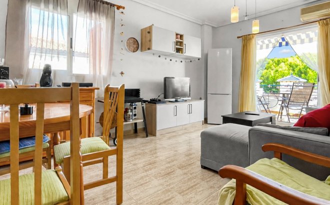 Resale - Apartment -
Mil Palmeras - Costa Blanca