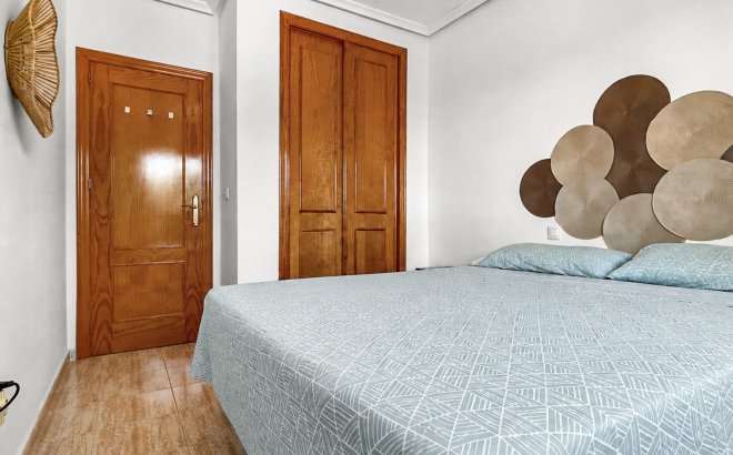 Resale - Apartment -
Mil Palmeras - Costa Blanca