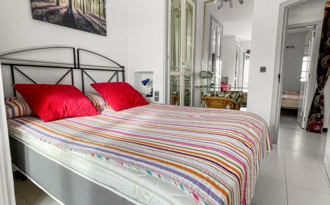 Revente - Appartement -
Orihuela Costa - Costa Blanca