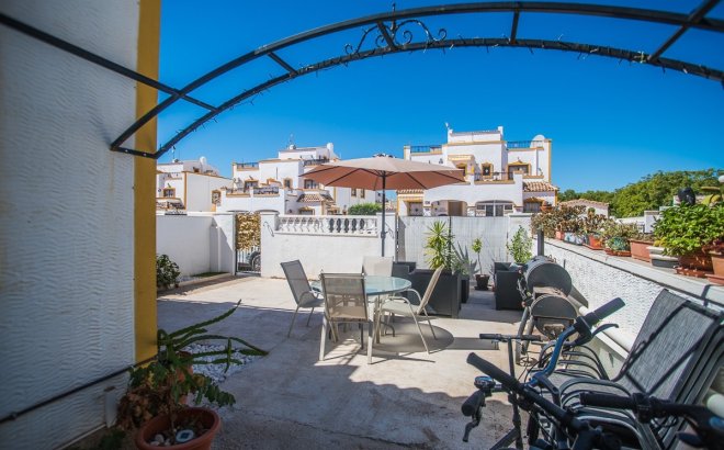 Revente - Villa -
Vistabella Golf Entre Naranjos - Inland
