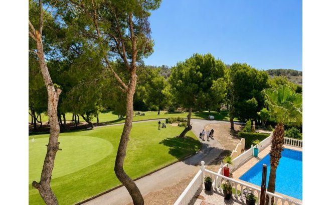 Resale - Villa -
Orihuela Costa - Costa Blanca