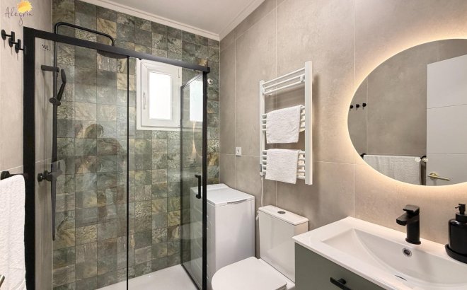 Revente - Appartement -
Torrevieja - Estacion De Autobuses