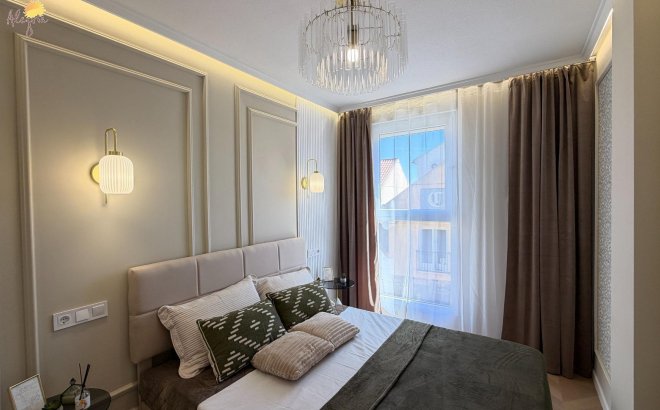 Revente - Appartement -
Torrevieja - Estacion De Autobuses