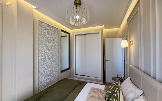 Revente - Appartement -
Torrevieja - Estacion De Autobuses
