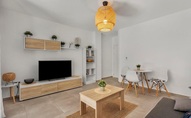 Revente - Appartement -
Torrevieja - Playa de los Locos