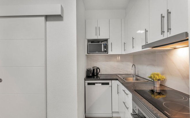 Revente - Appartement -
Torrevieja - Playa de los Locos