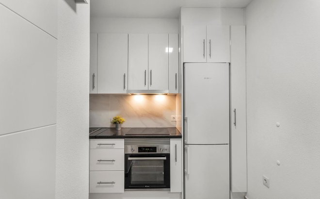 Revente - Appartement -
Torrevieja - Playa de los Locos