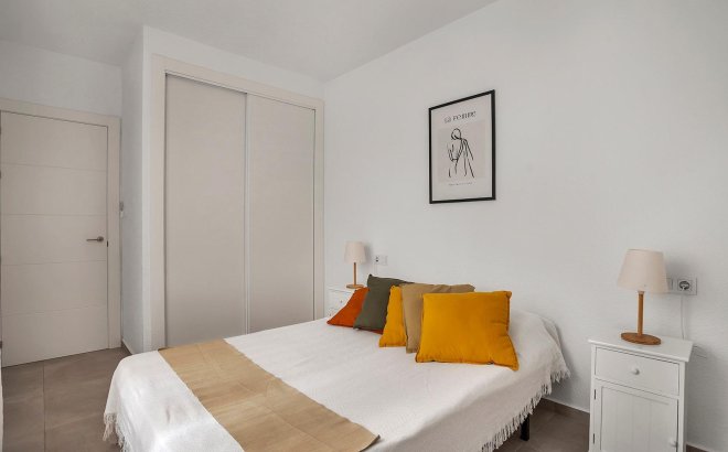 Revente - Appartement -
Torrevieja - Playa de los Locos