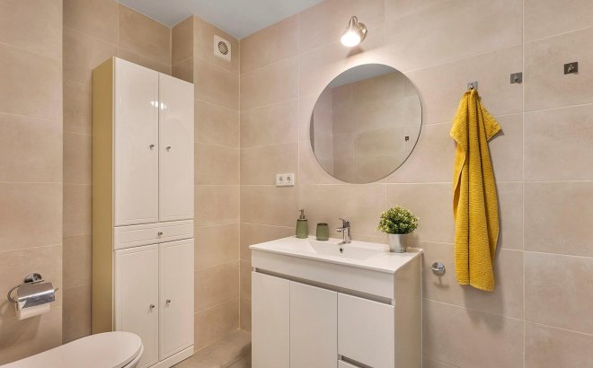 Revente - Appartement -
Torrevieja - Playa de los Locos