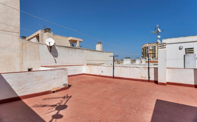 Revente - Appartement -
Torrevieja - Playa de los Locos