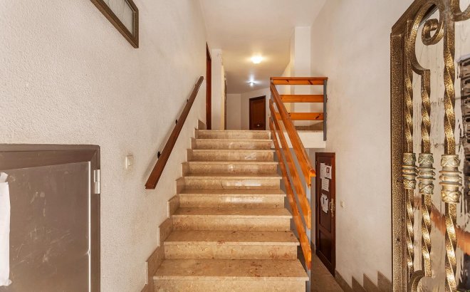 Revente - Appartement -
Torrevieja - Playa de los Locos