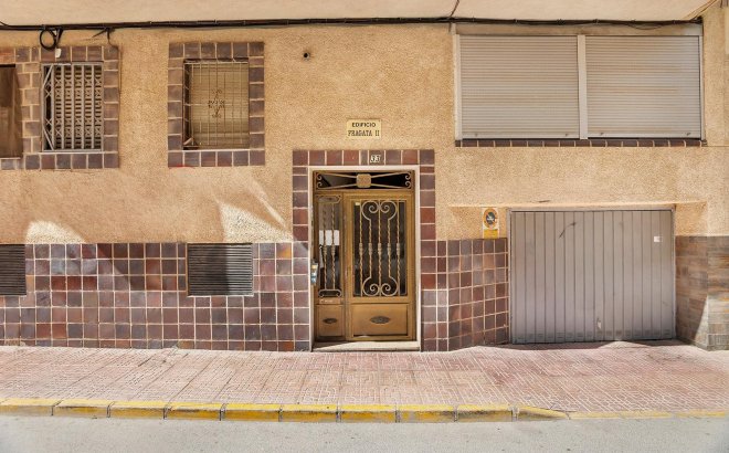 Revente - Appartement -
Torrevieja - Playa de los Locos