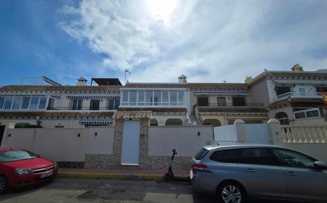 Revente - Bungalow -
Torrevieja - Zona Los Frutales