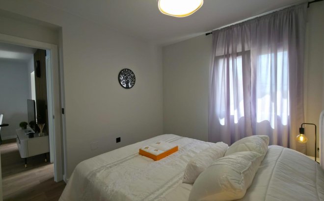 Revente - Bungalow -
Torrevieja - Zona Los Frutales