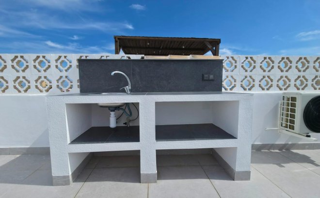 Revente - Bungalow -
Torrevieja - Zona Los Frutales