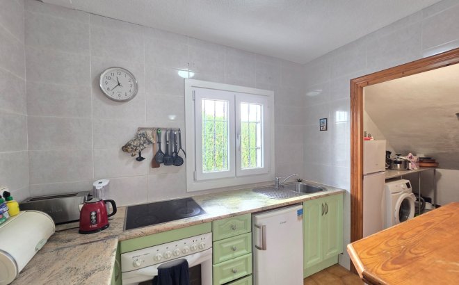 Revente - Town House -
Villamartin - Costa Blanca