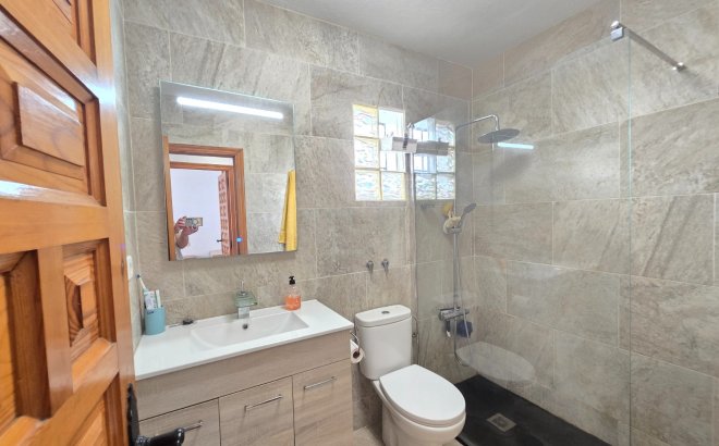Revente - Town House -
Villamartin - Costa Blanca