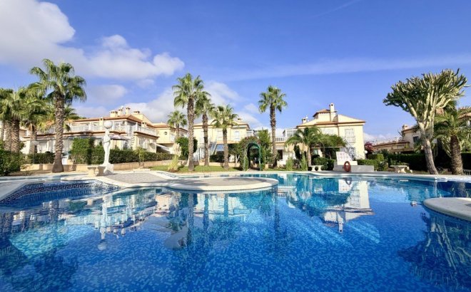 Resale - Bungalow -
Torrevieja - Costa Blanca