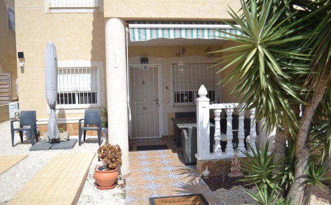 Resale - Apartment -
Orihuela Costa - Las Filipinas