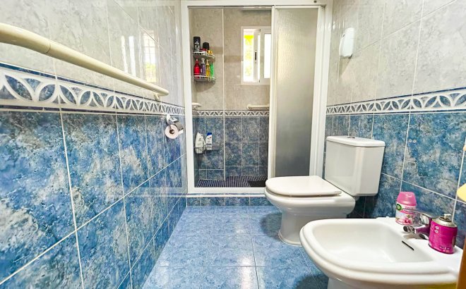 Revente - Appartement -
La Mata - Costa Blanca
